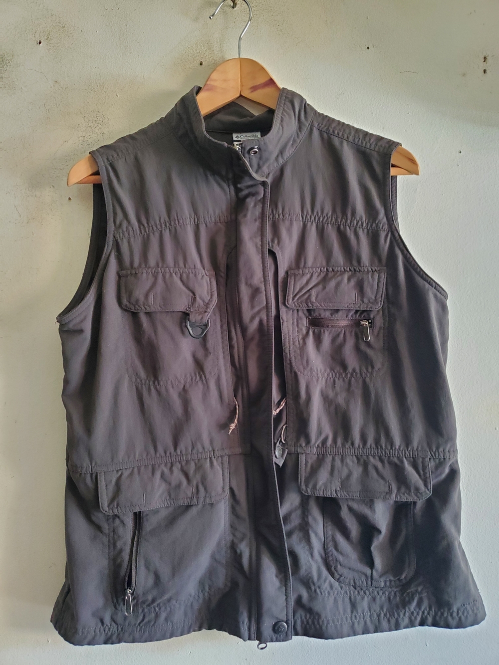 Columbia Omni Dry GRT Dark Gray Multi-Pocket Outdoor Vest Size Large